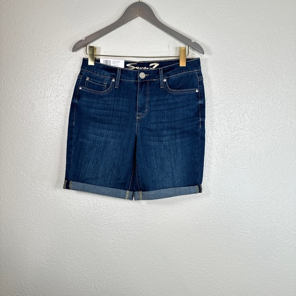 Seven7 Pants - Seven7 sunset Bermuda jorts denim roll up cuff hem shorts size 6 NWT